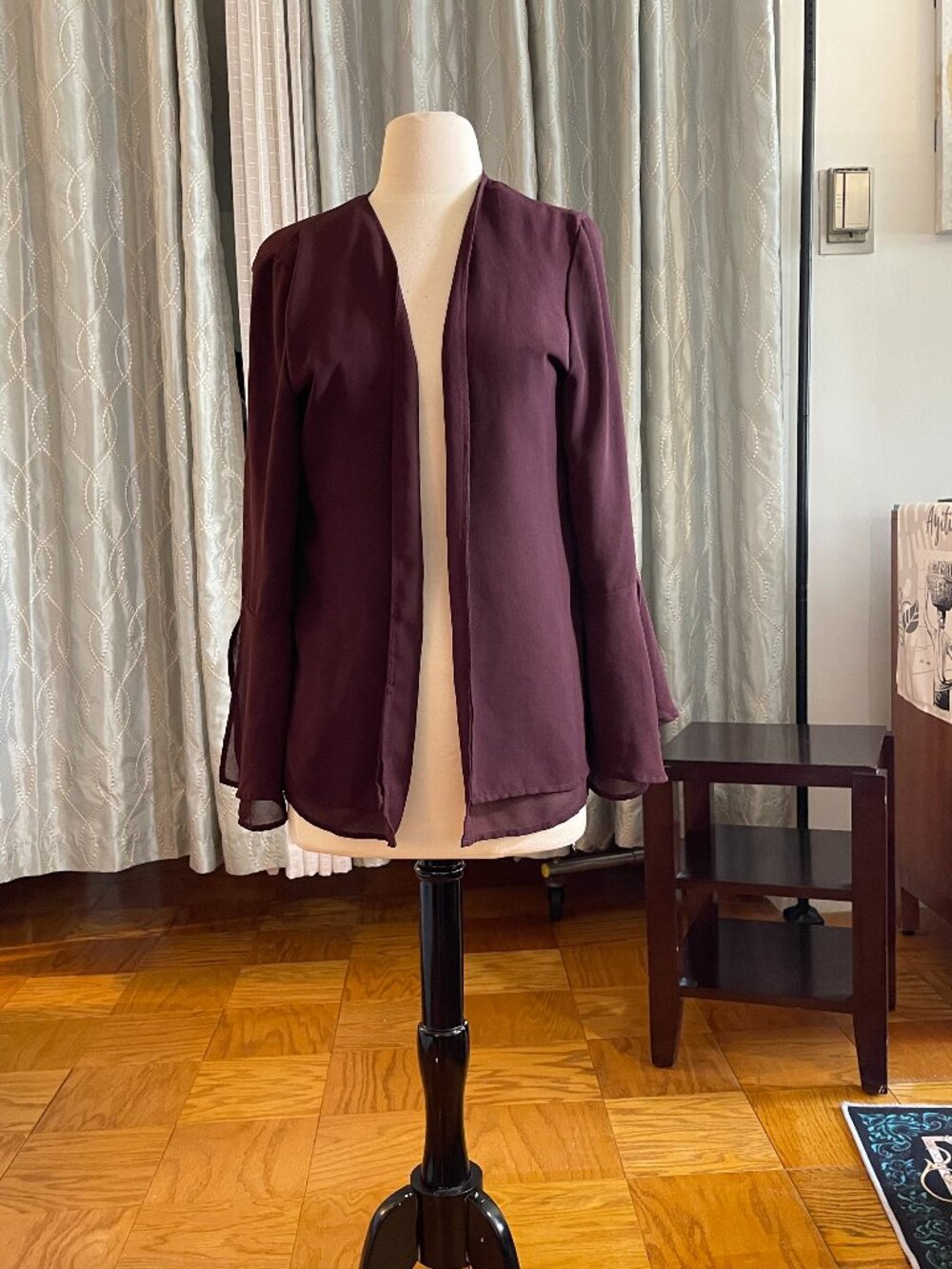 Ell Jay Maroon Open Front Tunic Medium